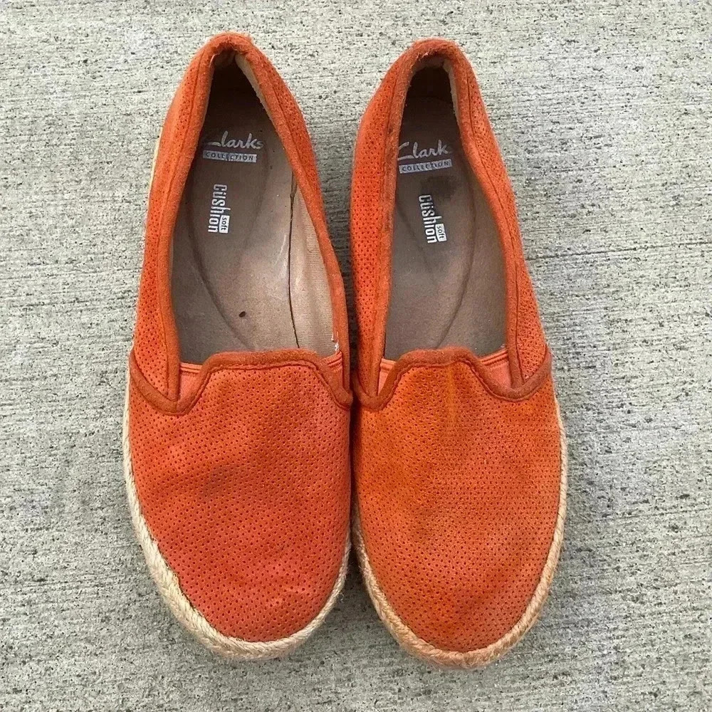 Clarks Womens Serena Brynn Orange Suede Loafer Flat Shoes size size 6.5